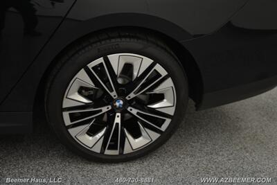 2024 BMW 5 Series 530i   - Photo 47 - Mesa, AZ 85202