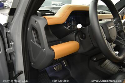2020 Land Rover Defender 110 X   - Photo 29 - Mesa, AZ 85202
