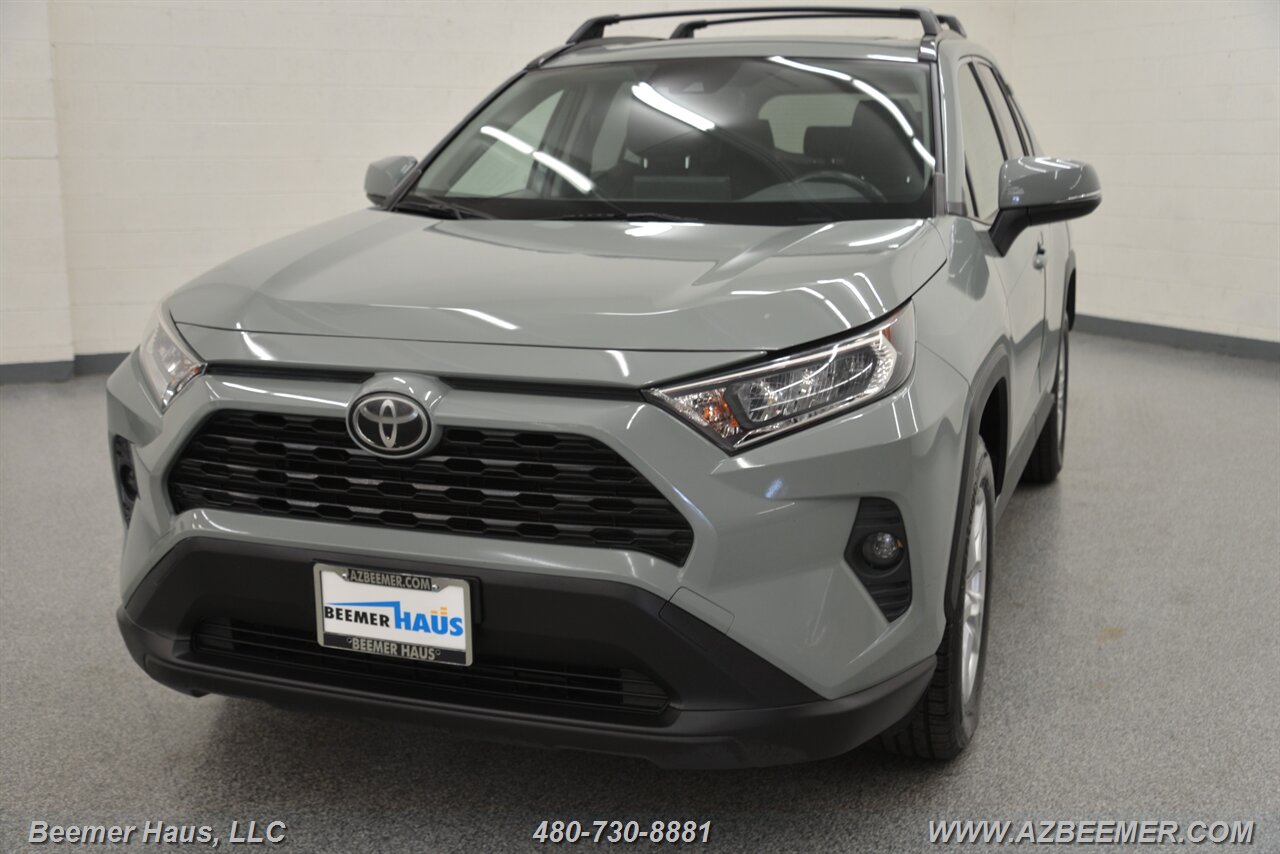 2019 Toyota RAV4 XLE   - Photo 1 - Mesa, AZ 85202
