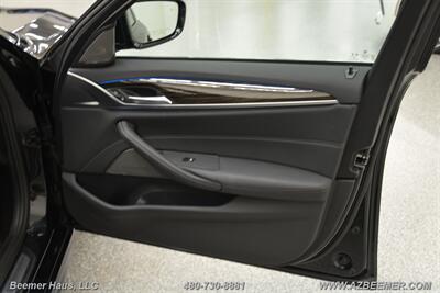 2023 BMW 5 Series 530e   - Photo 42 - Mesa, AZ 85202