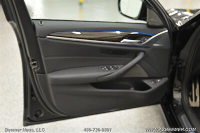 2023 BMW 5 Series 530e   - Photo 39 - Mesa, AZ 85202