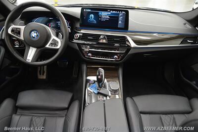2023 BMW 5 Series 530e   - Photo 25 - Mesa, AZ 85202