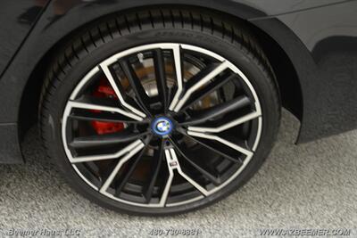 2023 BMW 5 Series 530e   - Photo 48 - Mesa, AZ 85202