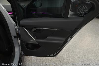 2025 BMW 5 Series 550e xDrive   - Photo 39 - Mesa, AZ 85202