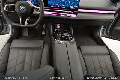 2025 BMW 5 Series 550e xDrive   - Photo 17 - Mesa, AZ 85202