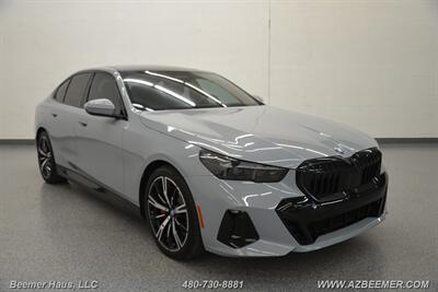 2025 BMW 5 Series 550e xDrive   - Photo 6 - Mesa, AZ 85202