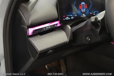 2025 BMW 5 Series 550e xDrive   - Photo 28 - Mesa, AZ 85202