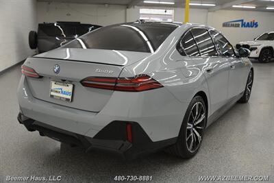 2025 BMW 5 Series 550e xDrive   - Photo 9 - Mesa, AZ 85202