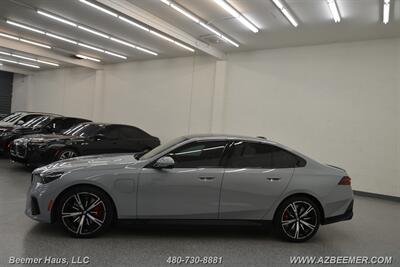 2025 BMW 5 Series 550e xDrive   - Photo 4 - Mesa, AZ 85202
