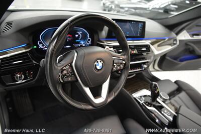 2020 BMW 5 Series 530e iPerformance   - Photo 27 - Mesa, AZ 85202