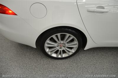 2020 Jaguar XF 25t Premium   - Photo 45 - Mesa, AZ 85202