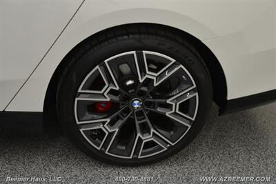 2026 BMW 5 Series 530i   - Photo 47 - Mesa, AZ 85202