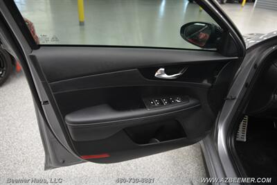 2024 Kia Forte GT-Line   - Photo 38 - Mesa, AZ 85202