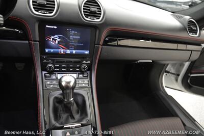 2022 Porsche 718 Cayman T   - Photo 24 - Mesa, AZ 85202
