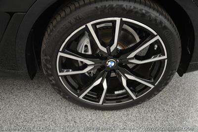 2022 BMW X7 xDrive40i   - Photo 53 - Mesa, AZ 85202