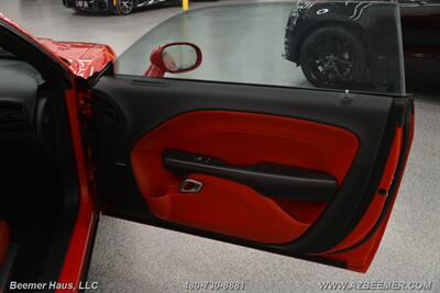 2016 Dodge Challenger SXT   - Photo 32 - Mesa, AZ 85202
