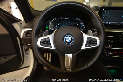 2023 BMW 5 Series 530e   - Photo 28 - Mesa, AZ 85202