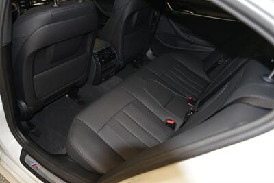 2023 BMW 5 Series 530e   - Photo 23 - Mesa, AZ 85202