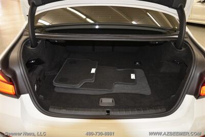 2023 BMW 5 Series 530e   - Photo 43 - Mesa, AZ 85202