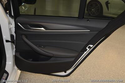 2023 BMW 5 Series 530e   - Photo 40 - Mesa, AZ 85202
