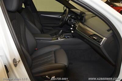 2023 BMW 5 Series 530e   - Photo 15 - Mesa, AZ 85202