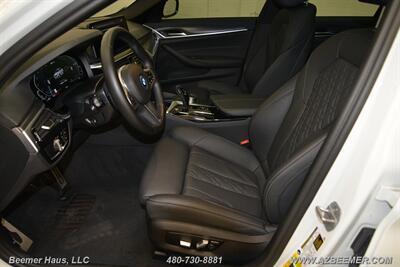 2023 BMW 5 Series 530e   - Photo 11 - Mesa, AZ 85202