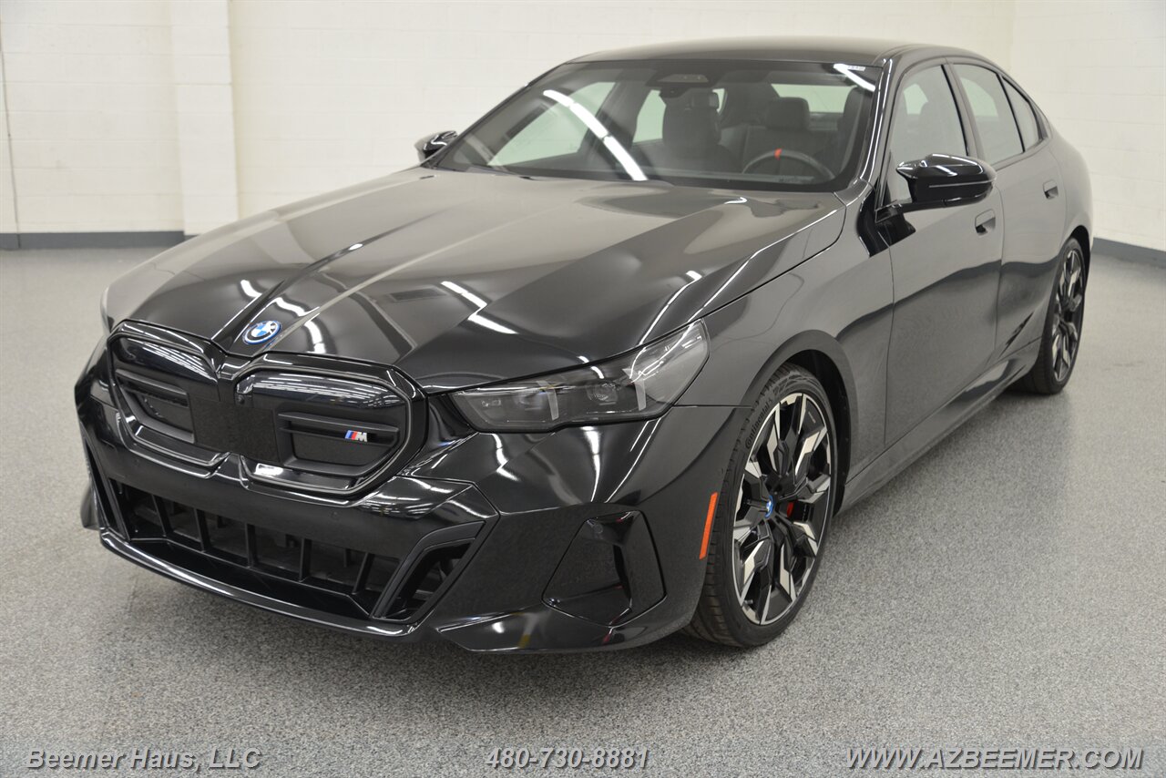2024 BMW i5 M60 - Photo 2 - Mesa, AZ 85202