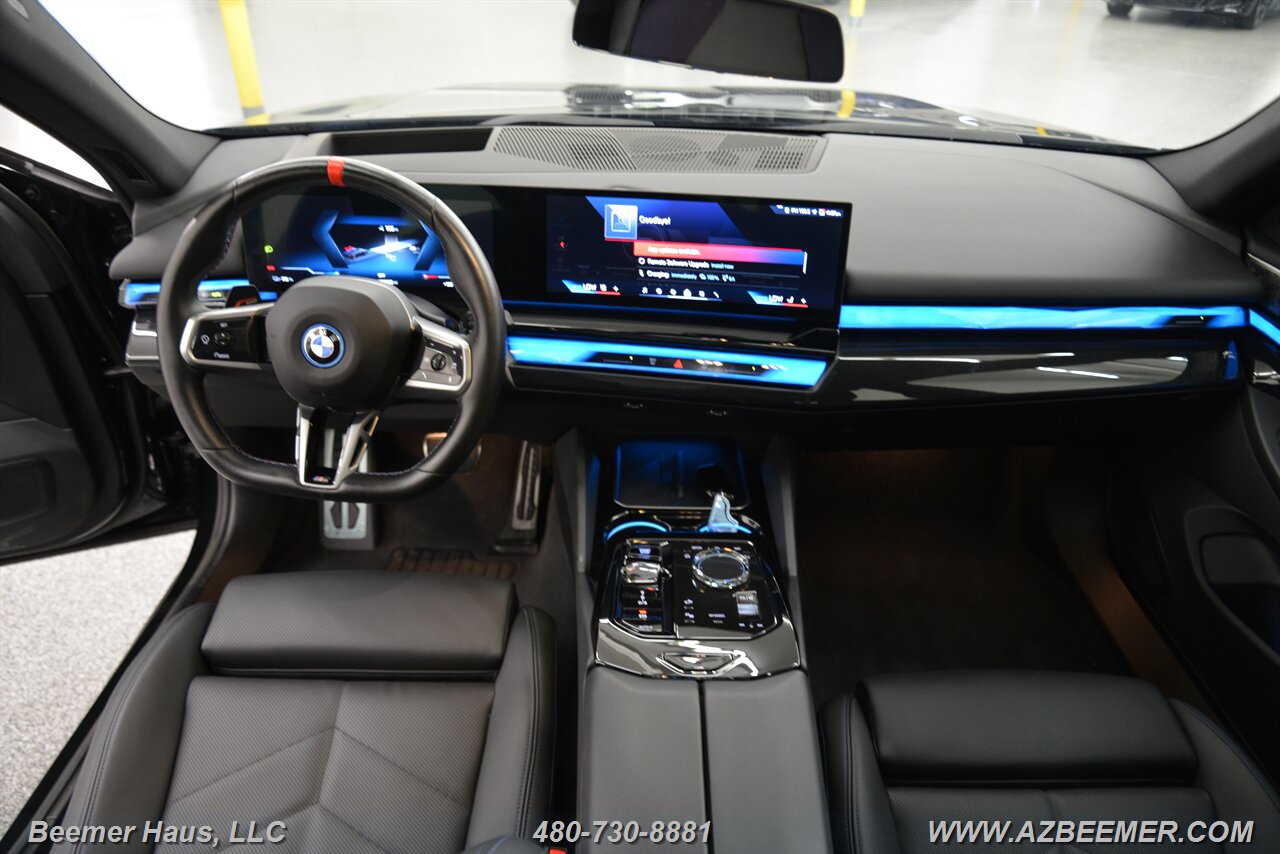 2024 BMW i5 M60 - Photo 25 - Mesa, AZ 85202