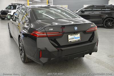 2024 BMW i5 M60   - Photo 10 - Mesa, AZ 85202