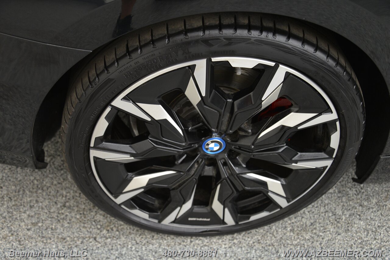 2024 BMW i5 M60 - Photo 46 - Mesa, AZ 85202