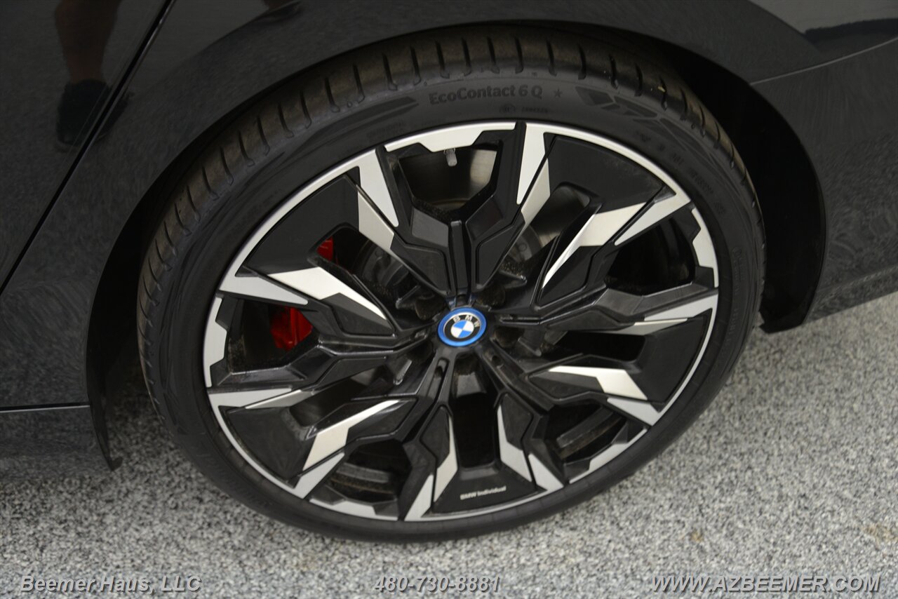 2024 BMW i5 M60 - Photo 48 - Mesa, AZ 85202