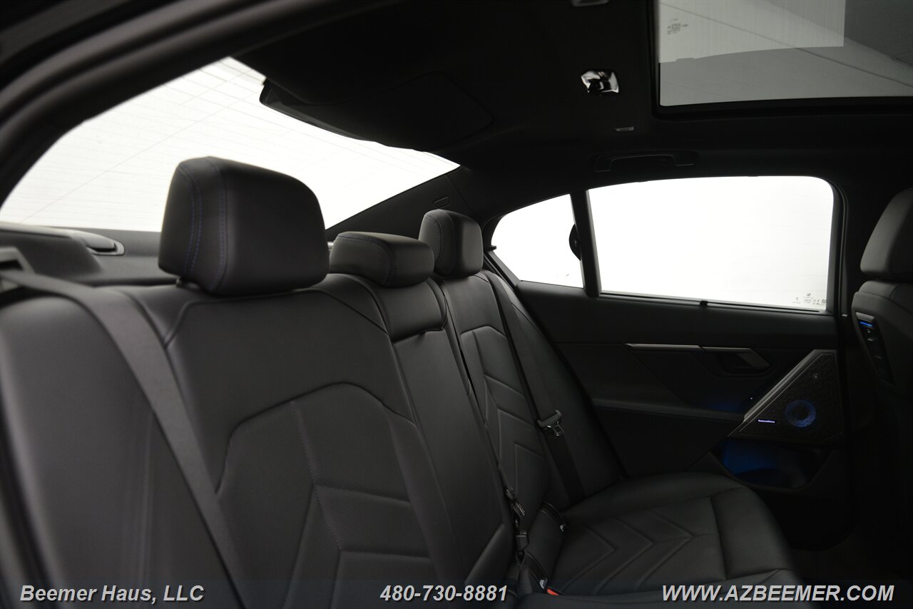 2024 BMW i5 M60 - Photo 20 - Mesa, AZ 85202