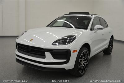 2024 Porsche Macan   - Photo 2 - Mesa, AZ 85202