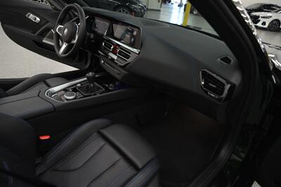 2025 BMW Z4 M40i   - Photo 19 - Mesa, AZ 85202