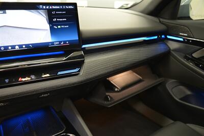 2026 BMW 5 Series 530i   - Photo 37 - Mesa, AZ 85202