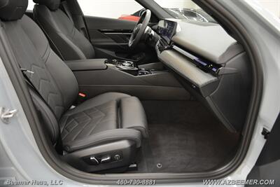 2026 BMW 5 Series 530i   - Photo 15 - Mesa, AZ 85202