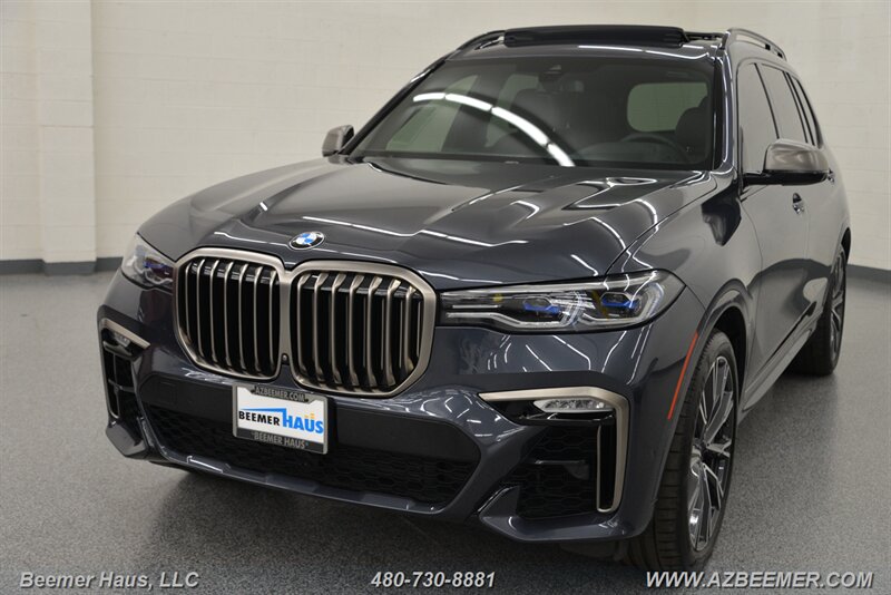 2020 BMW X7 M50i  