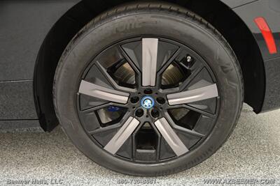 2024 BMW iX xDrive50   - Photo 32 - Mesa, AZ 85202