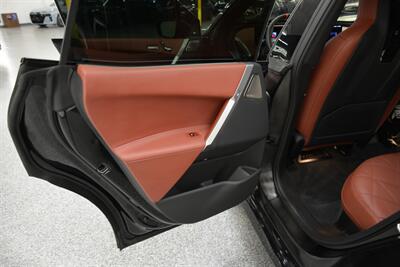 2025 BMW iX M60   - Photo 38 - Mesa, AZ 85202
