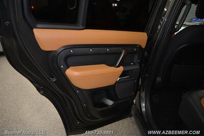2022 Land Rover Defender 110 X   - Photo 39 - Mesa, AZ 85202