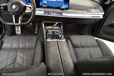 2024 BMW i7 M70   - Photo 17 - Mesa, AZ 85202