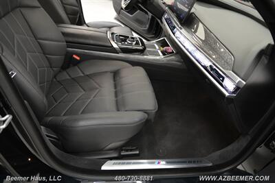 2024 BMW i7 M70   - Photo 18 - Mesa, AZ 85202