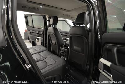 2023 Land Rover Defender 130 SE   - Photo 21 - Mesa, AZ 85202