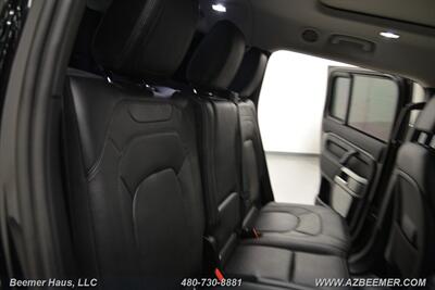 2023 Land Rover Defender 130 SE   - Photo 23 - Mesa, AZ 85202