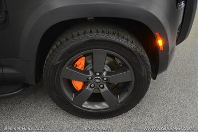 2023 Land Rover Defender 130 SE   - Photo 43 - Mesa, AZ 85202