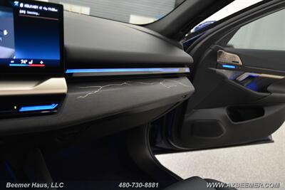 2024 BMW 5 Series 530i   - Photo 36 - Mesa, AZ 85202