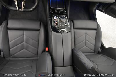 2024 BMW 5 Series 530i   - Photo 19 - Mesa, AZ 85202