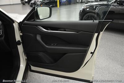 2022 Maserati Levante Modena   - Photo 39 - Mesa, AZ 85202