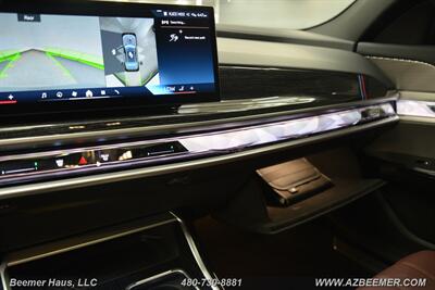 2025 BMW 7 Series 750e xDrive   - Photo 35 - Mesa, AZ 85202