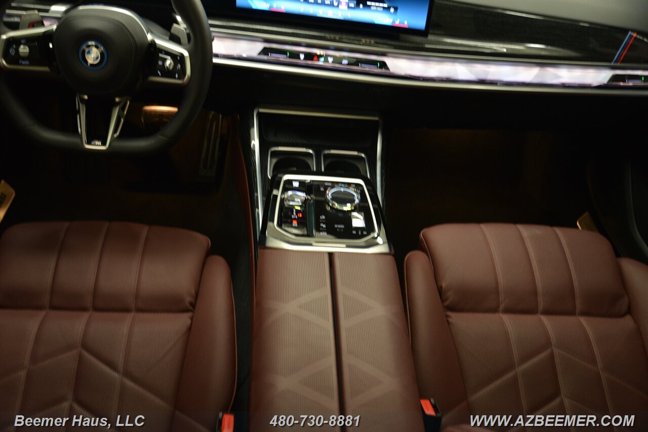 2025 BMW 7 Series 750e xDrive - Photo 27 - Mesa, AZ 85202